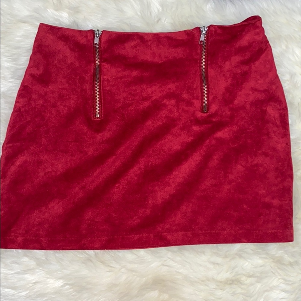 🌺 2 for 25 🌺 Forever21 Red mini skirt
